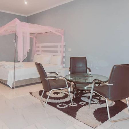 Adams Lodges Ltd Mangochi Bagian luar foto