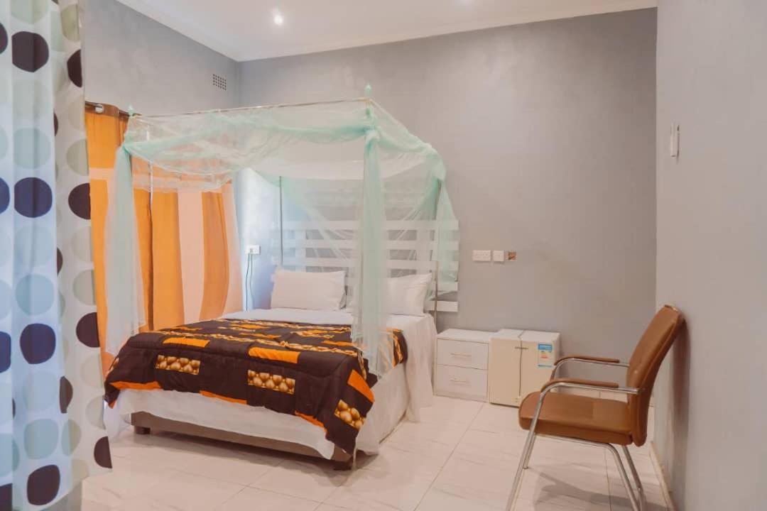 Adams Lodges Ltd Mangochi Bagian luar foto