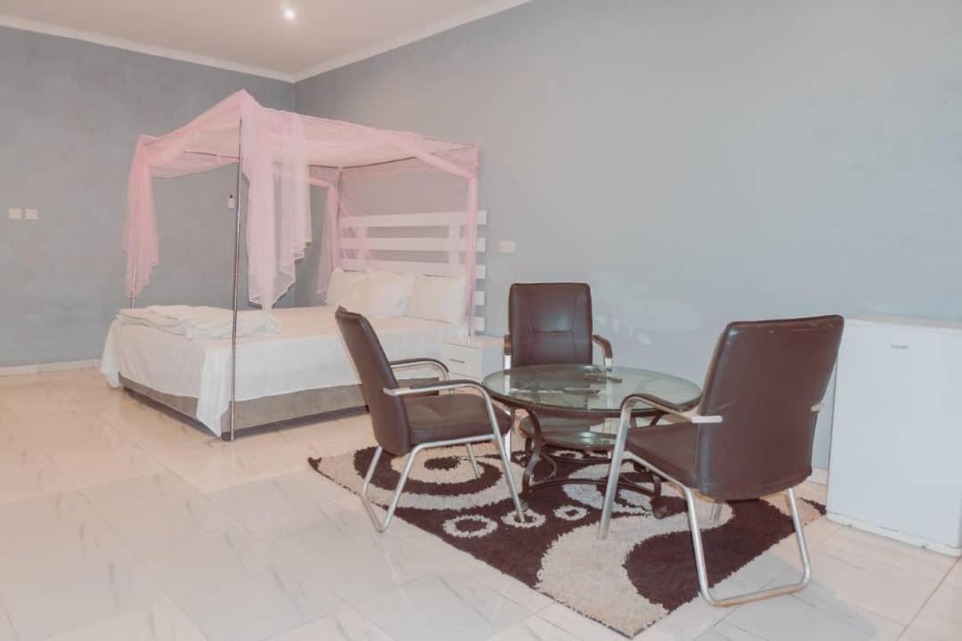 Adams Lodges Ltd Mangochi Bagian luar foto
